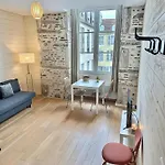 아파트호텔 Wonderhost, Les De La Place Margot 3*