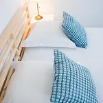 아파트호텔 Wonderhost, Les De La Place Margot 3*