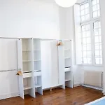 Wonderhost, Les De La Place Margot 아파트호텔 포