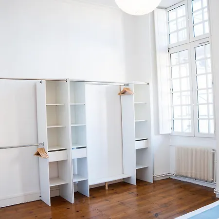 Wonderhost, Les De La Place Margot Lejlighedshotel Pau