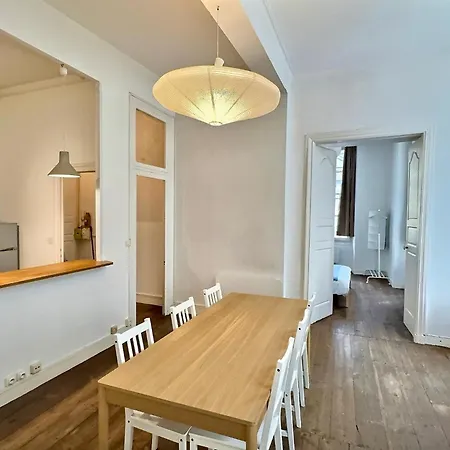 Wonderhost, Les De La Place Margot Aparthotel Pau