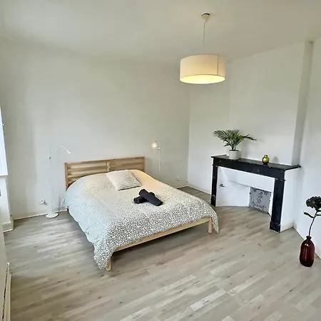 Lejlighedshotel Wonderhost, Les De La Place Margot 3*