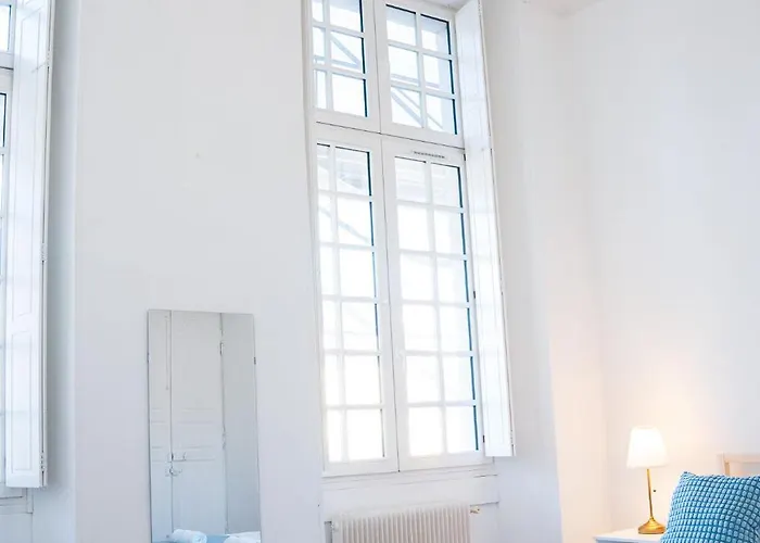 Wonderhost, Les De La Place Margot 3* Pau