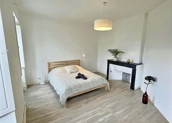 Lägenhetshotell Wonderhost, Les De La Place Margot 3*